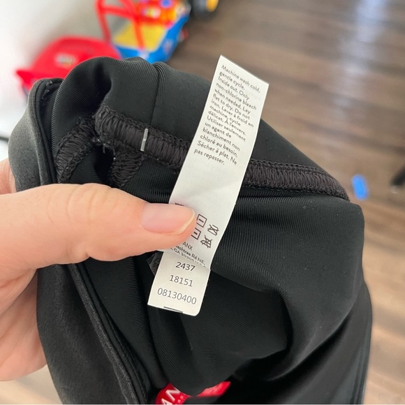 Spanx Leggings Women's Medium SPANXshape Faux Leather Skinny Stretch - Picture 8 of 8